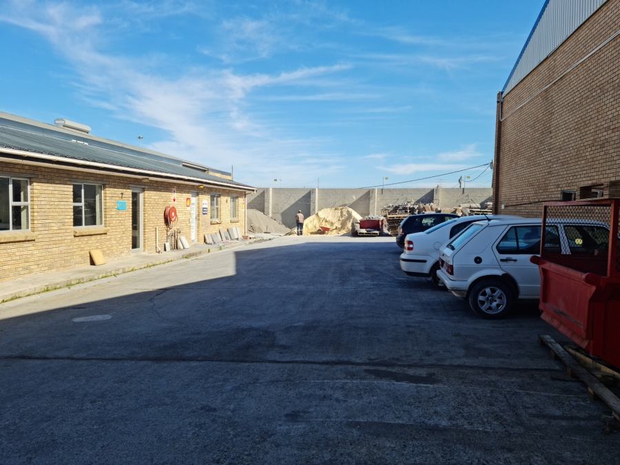 To Let commercial Property for Rent in Broadlands Western Cape